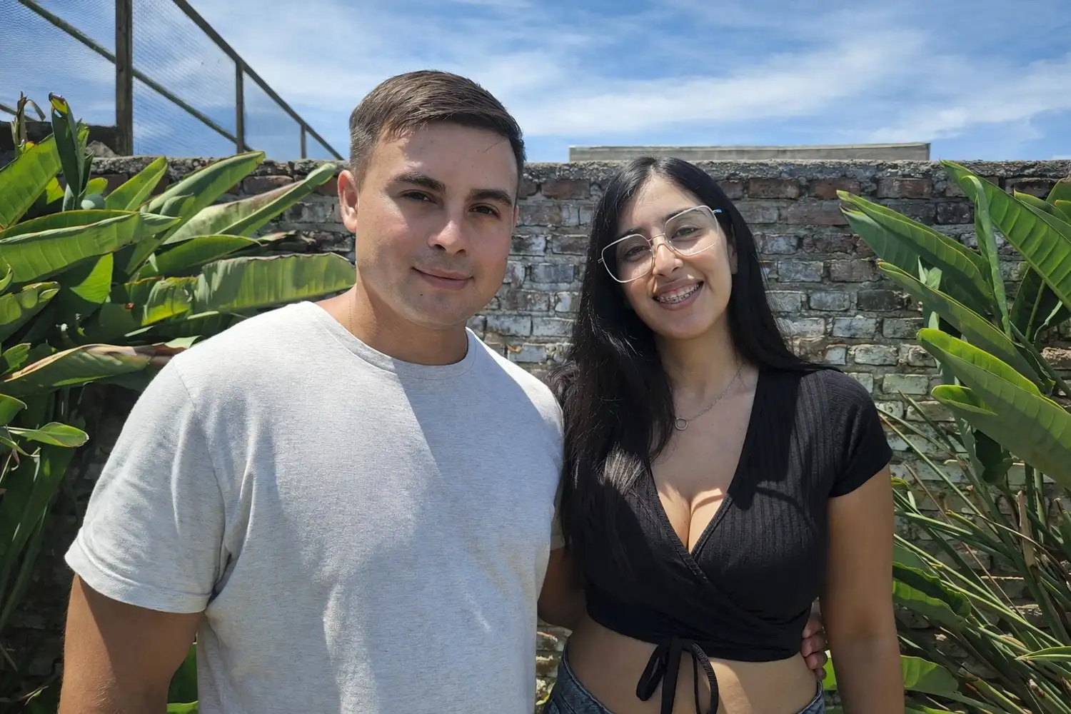 Del coma al altar. La historia de amor que sostuvo a Gisela y a Iván