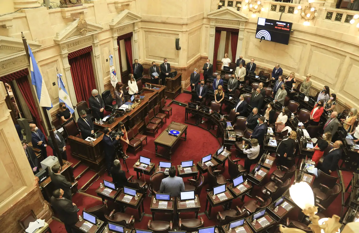 Con ausencia opositora, ayer sesionó el Senado.