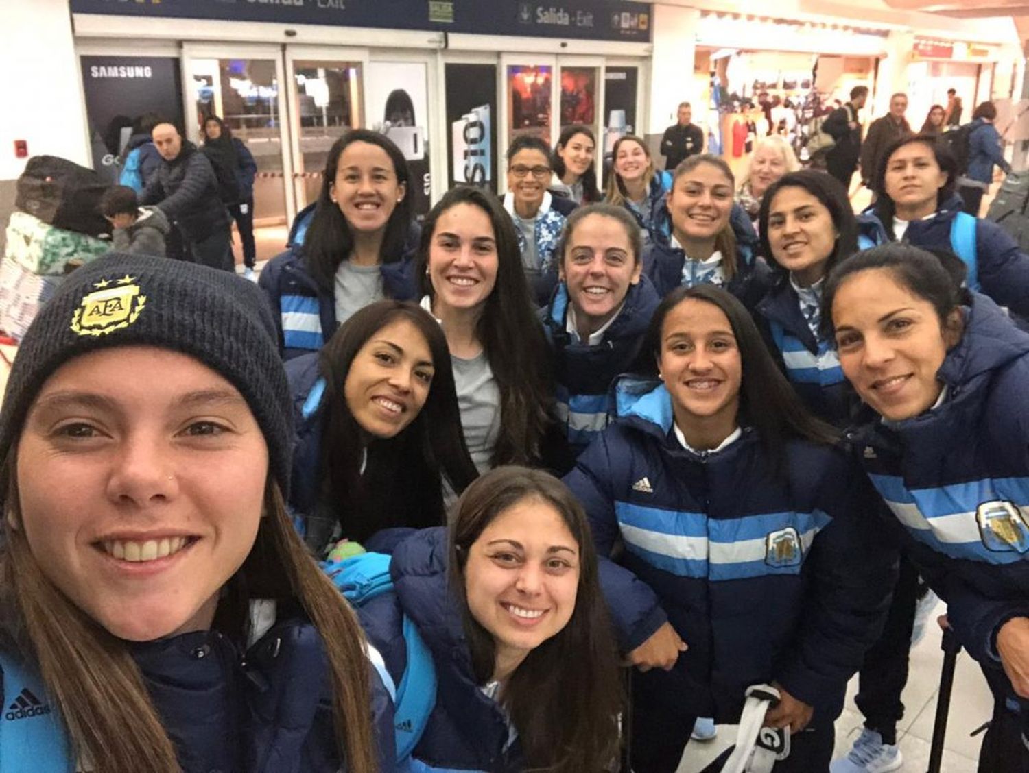 Barroso y sus compañeras ya se enfocan en el debut