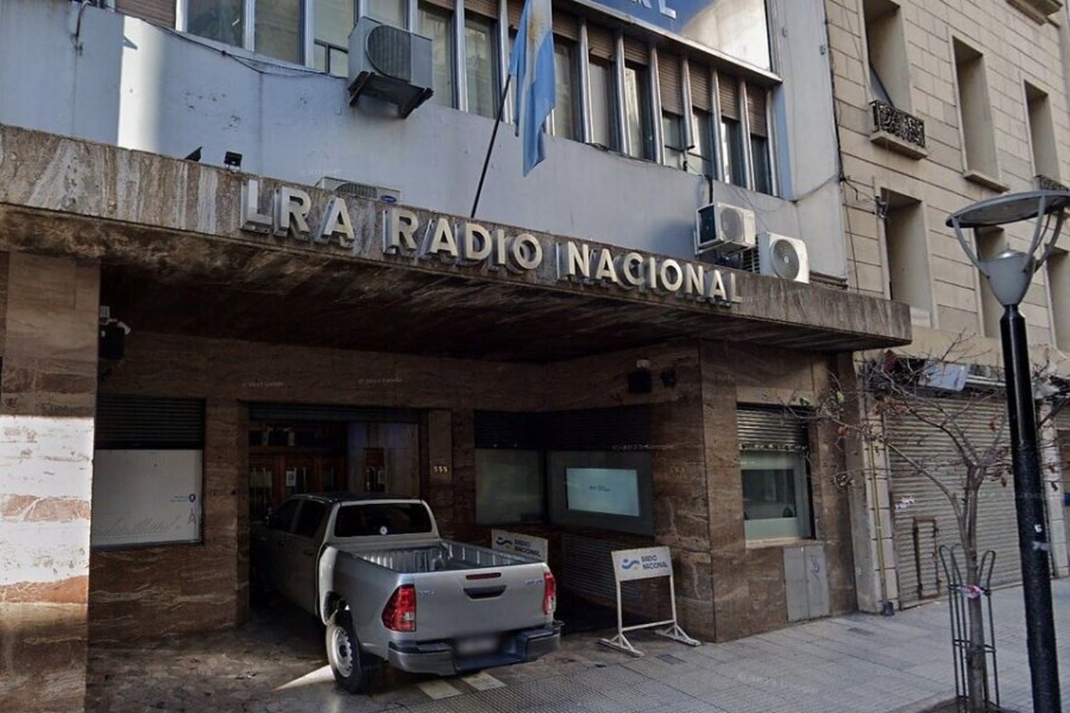 Cancelaron la programación de Radio Nacional a nivel país, y hay cuestionamientos