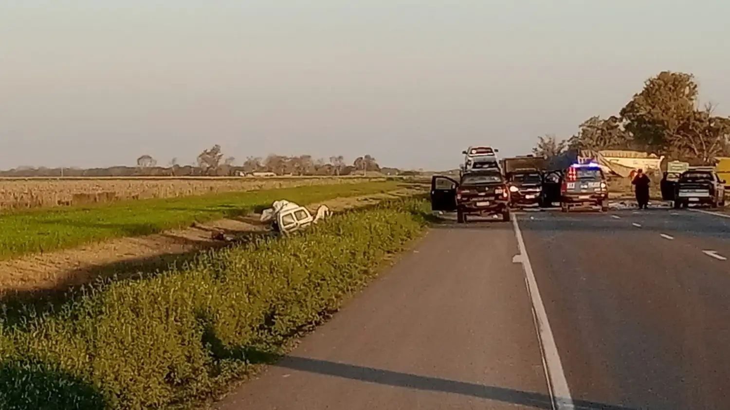La ruta 34 se cobró otra víctima: accidente fatal entre un camión de cereales y un utilitario - 3