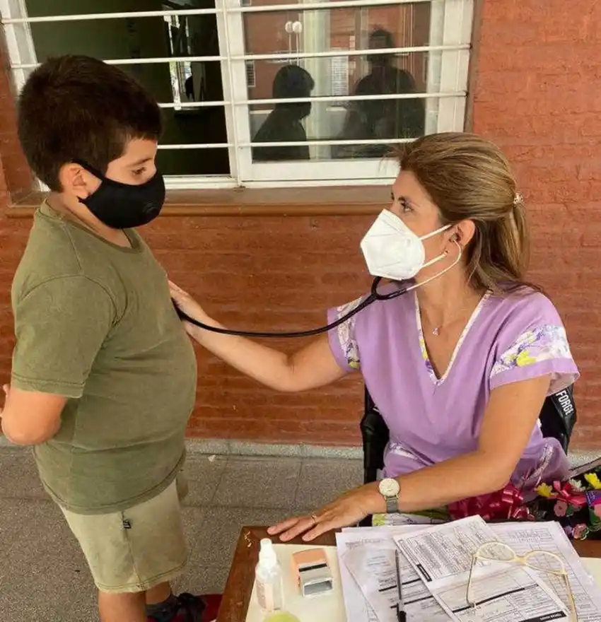 Intensivo trabajo del programa Libretas de Salud Escolar en escuelas de la capital