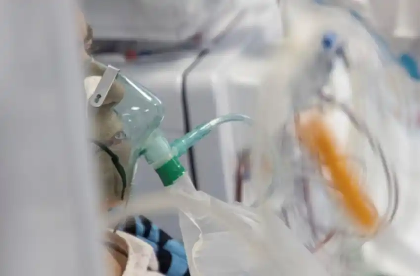 Villa Gesell: el hospital municipal recibió una paciente de Coronel Vidal, por el faltante de un respirador robado