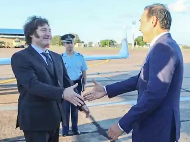 Milei visitará Corrientes y busca hacer pie
en el interior para federalizar la gestión