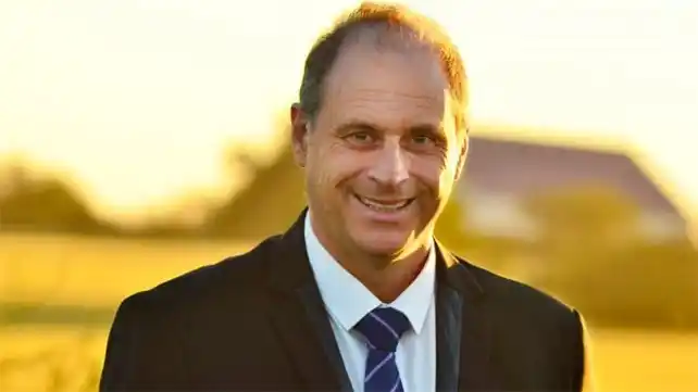 Los hijos de un político entrerriano fallecido quieren recuperar las fotos de su celular