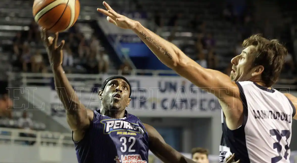 Peñarol jugó un gran partido y cortó la racha en un momento clave