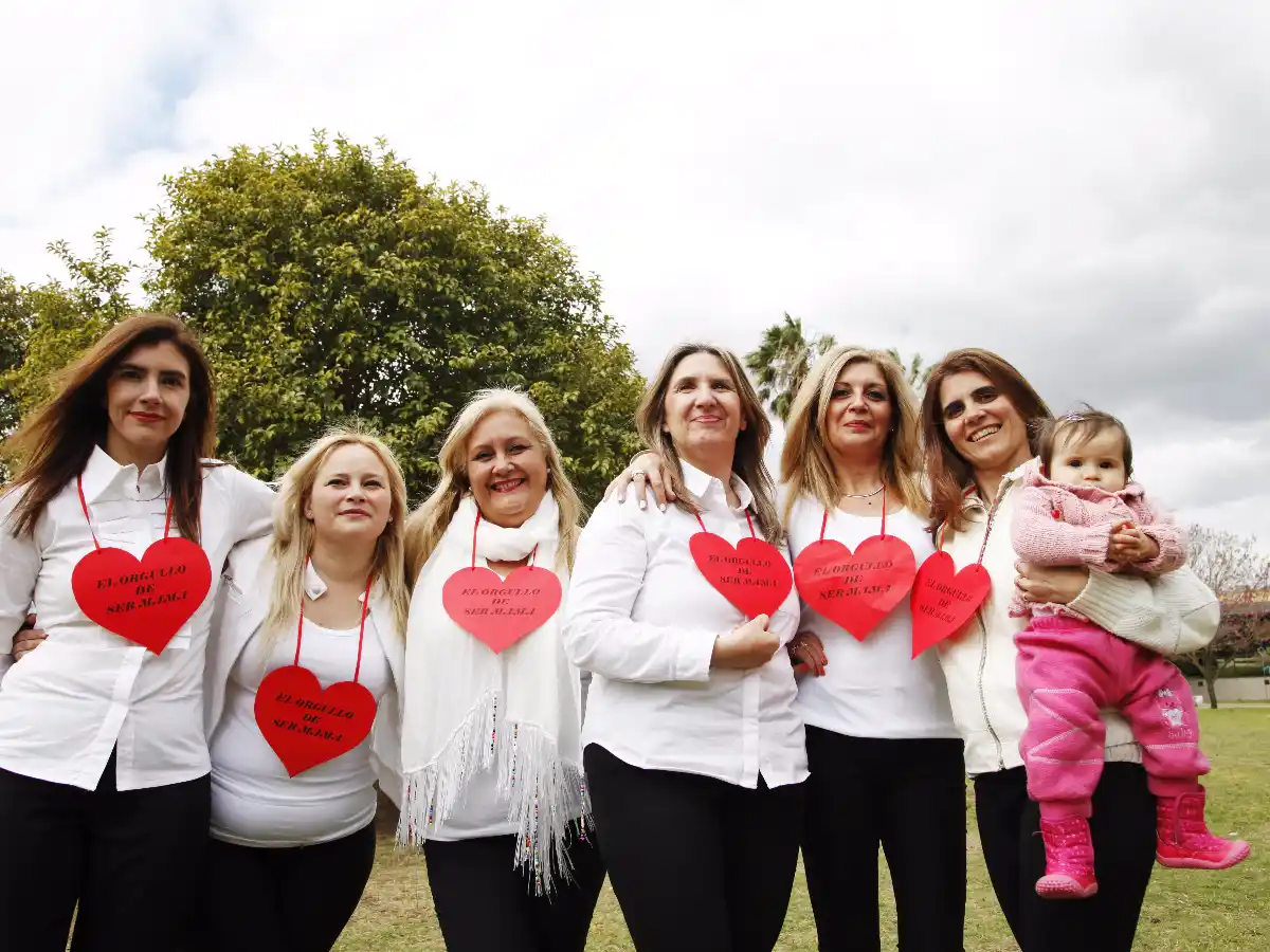 Mujeres por la igualdad: por ellas, por todas  