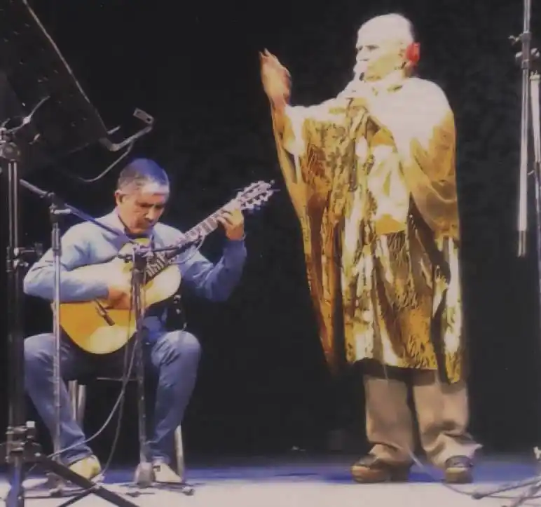 Norma cantó y cumplió 86 años
