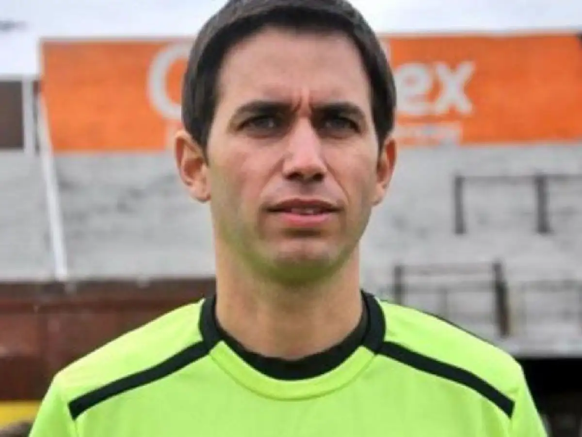 Detienen otra vez al ex árbitro Bustos por contactar a menores en Newell's
