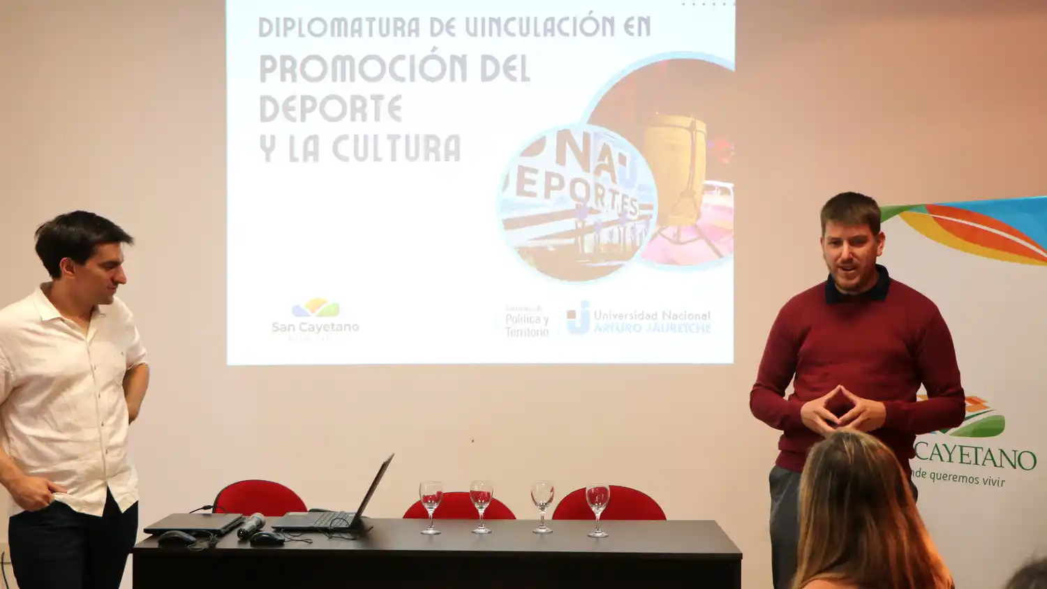 Realizaron la presentación de diplomatura en San Cayetano