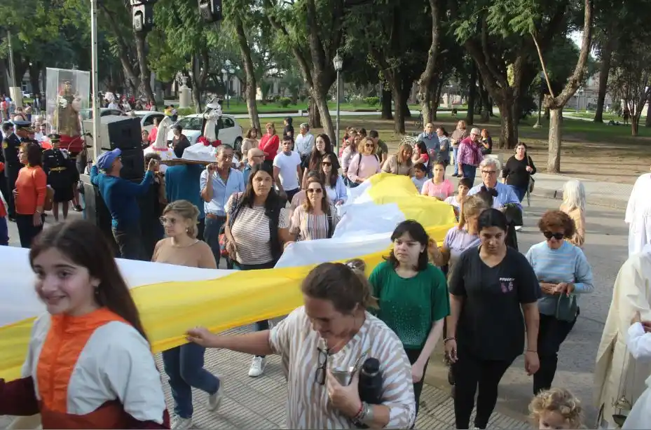 Se realizó la fiesta de “San Antonio”, patrono de la ciudad de Gualeguay