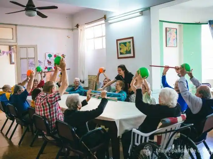 El Hogar de Ancianos celebra su 84° aniversario con una venta solidaria de buseca