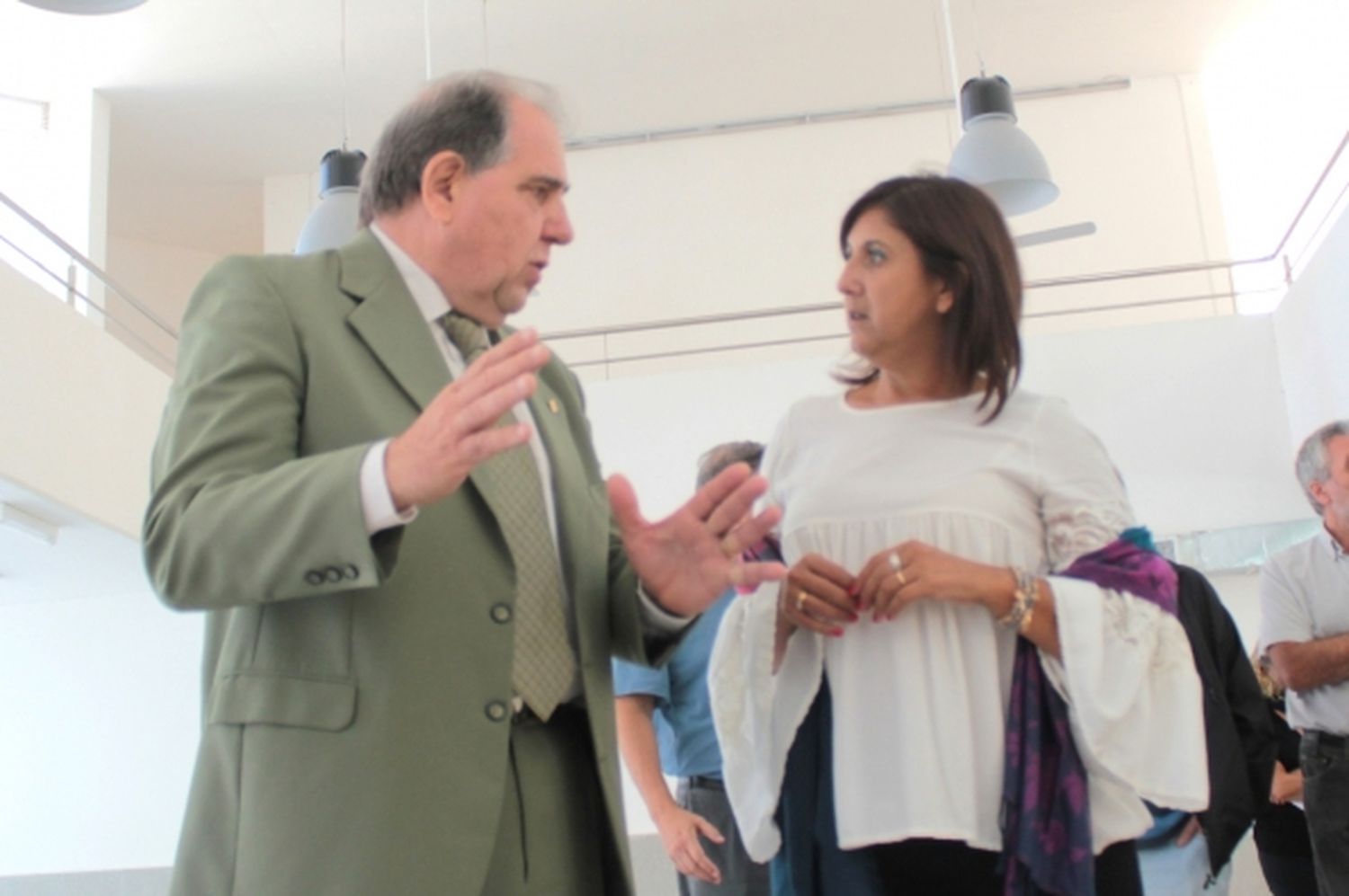Santo Tomé: Qüesta y Morini recorrieron la obra de la Escuela 614