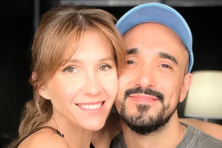 Abel Pintos anunció el nacimiento de su hija Rosario: "Se adelantó nuestra primavera"