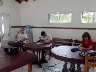 Toman examen a las personas hipoacúsicas