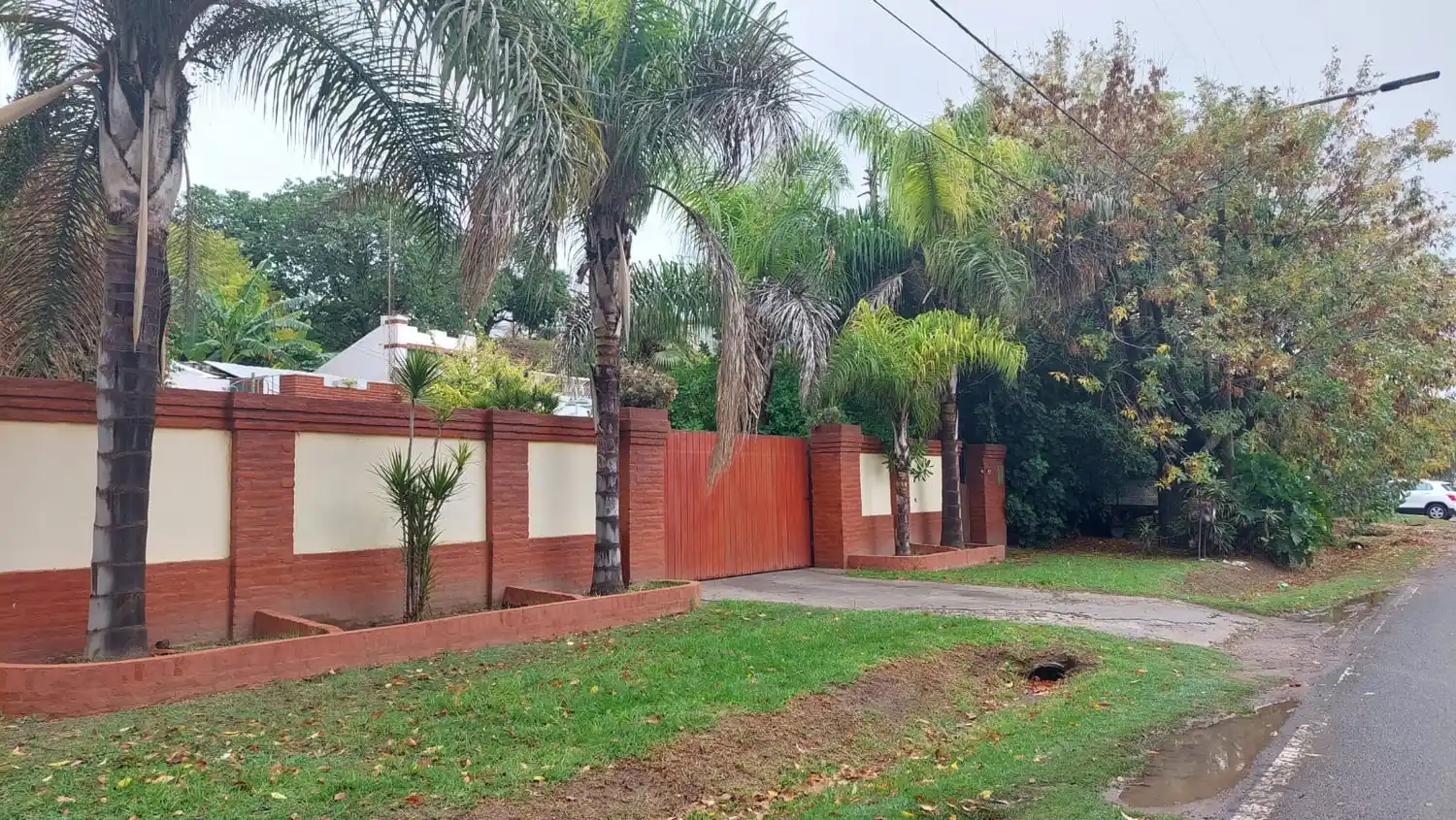 Bengolea fue el abogado Raúl Calonge en el litigio por la propiedad ubicada frente a Pescadores.