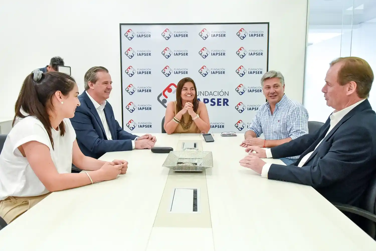 La fundación Iapser y la Municipalidad de Paraná capacitarán a pescadores de Puerto Sánchez