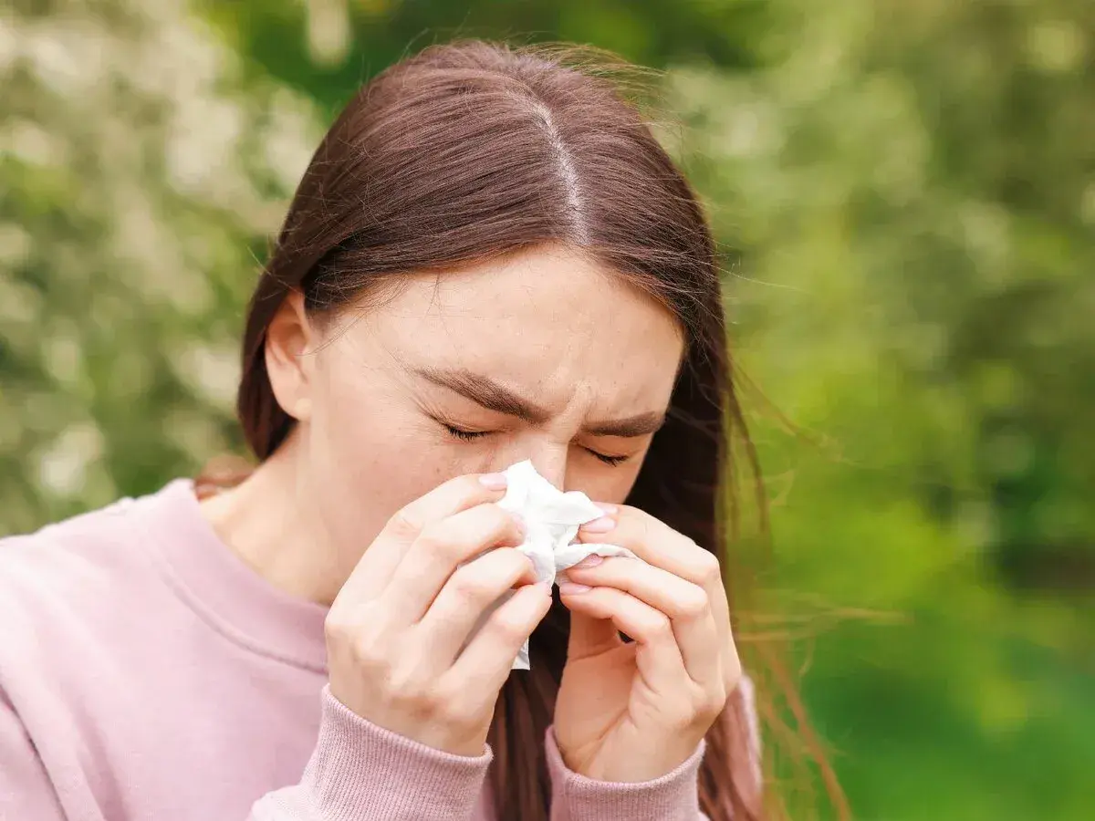 ¿Cómo diferenciar una alergia de un resfrío o una gripe?