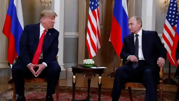 Trump y Putin celebran su primera cumbre formal en Helsinki