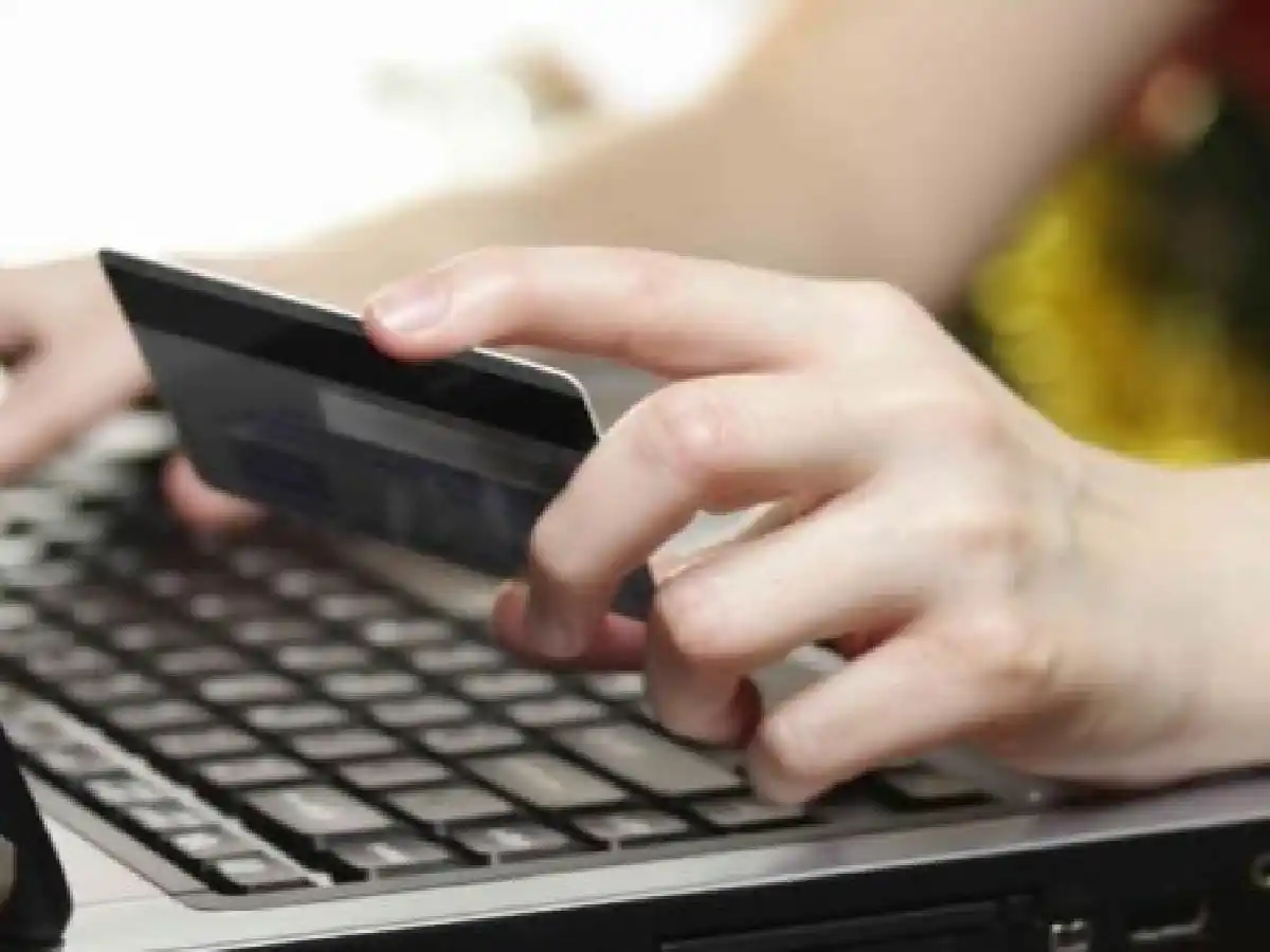 Profesional de la ciudad fue estafada por una cuantiosa suma 