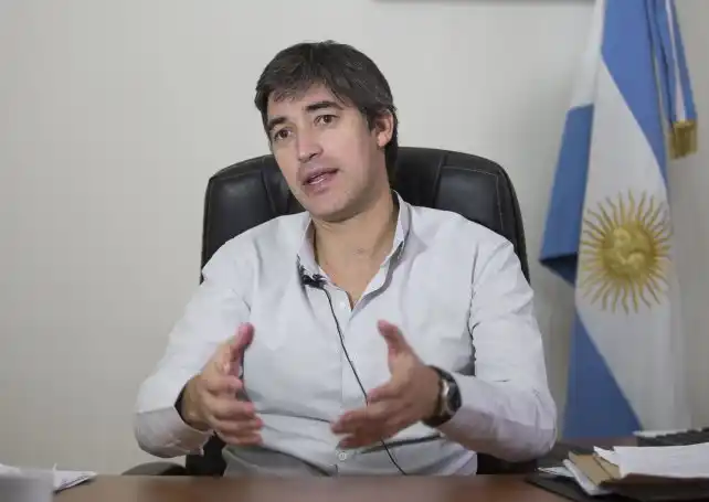 El Gobierno de Macri insiste en emplear un sistema de votación mixto de boleta electrónica