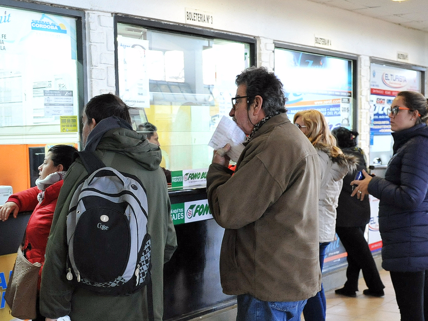 Unas cuatro mil personas recorren a diario la Terminal de Ómnibus 