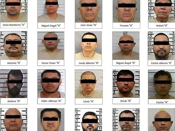 Los narcotraficantes mexicanos extraditados a Estado Unidos este jueves, en Ciudad de México.