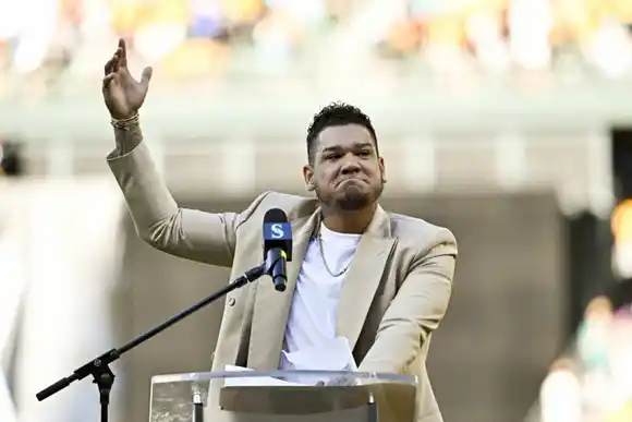 ¡QUE VIVA EL REY! Félix Hernández es exaltado al Salón de la Fama de Seattle Mariners
