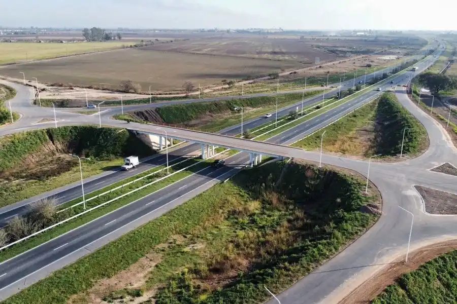 Obra del intercambiador de acceso de esa ciudad a la autopista Rosario–Santa Fe