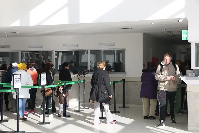 El 40% de las personas que se atiende en el Hospital Centenario tiene obra social