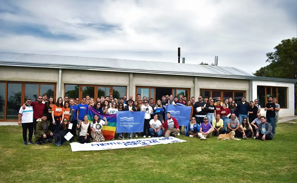 representantes estudiantiles de las 9 facultades