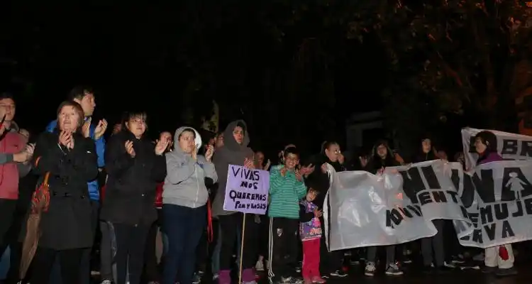 Cientos de personas marcharon bajo la consigna #VivasNosQueremos