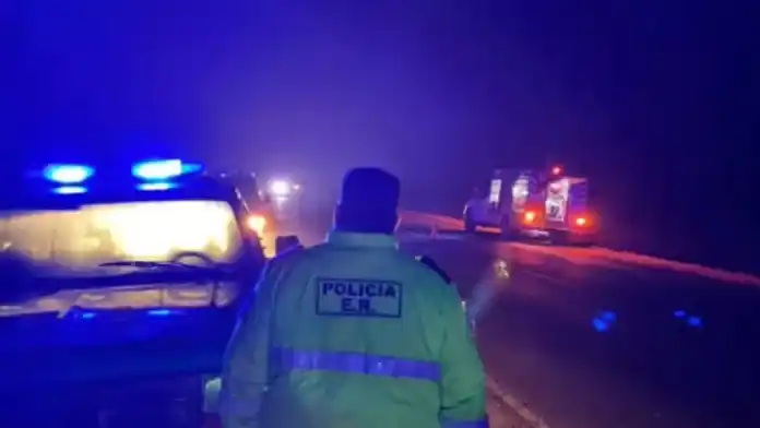 Siniestro fatal a la altura de Larroque: murió un joven de 21 años tras chocar en su auto contra un camión