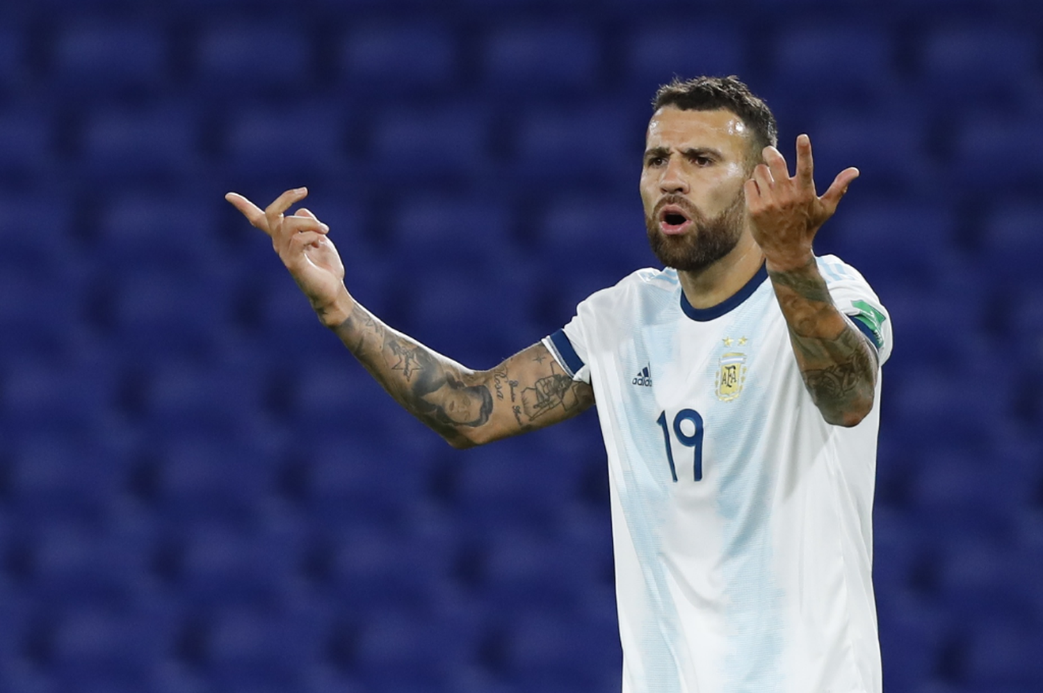 Nicolás Otamendi sufrió un violento robo en su casa en Portugal