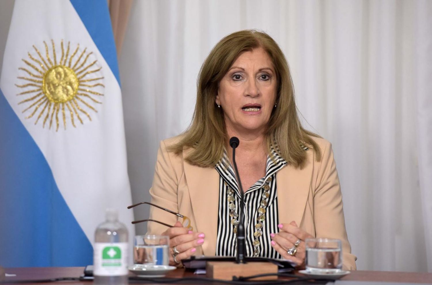 El gobierno entrerriano no descarta retroceder de fase, pero solo lo haría por ciudades