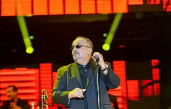 Colegas desmienten la muerte de Willie Colón