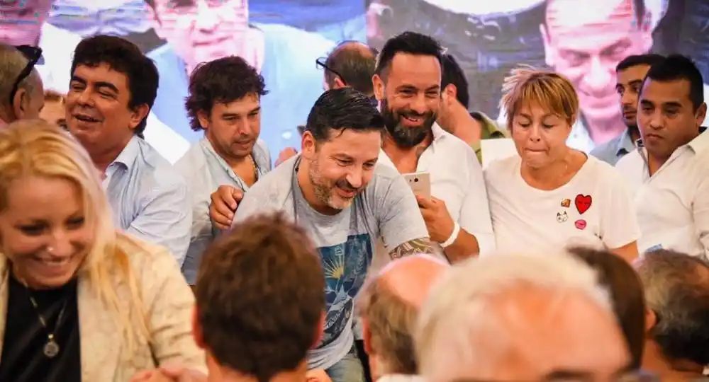 El congreso del PJ bonaerense pidió unidad: "Con todos adentro y ninguno afuera"