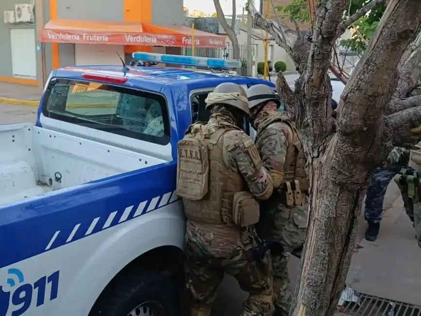El operativo en barrio Independencia.