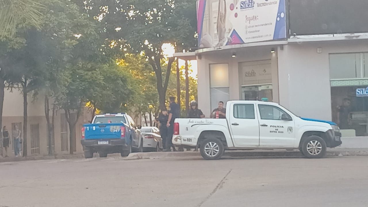 Gresca en Diamante: intervención policial por enfrentamiento y daños materiales