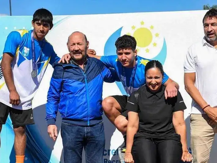 El gobernador presenció la final
provincial del atletismo adaptado