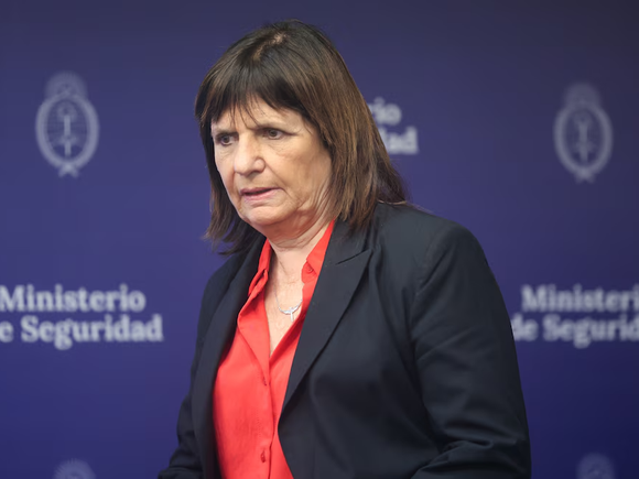 Bullrich apuntó contra la Policía Bonaerense por los graves incidentes en la cancha de Independiente