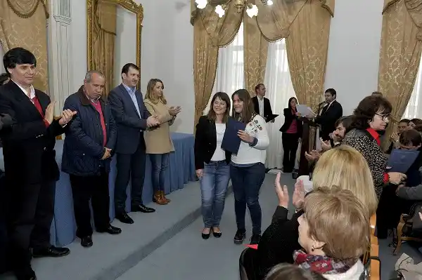 Se entregaron aportes a 54 bibliotecas populares por 2,3 millones de pesos