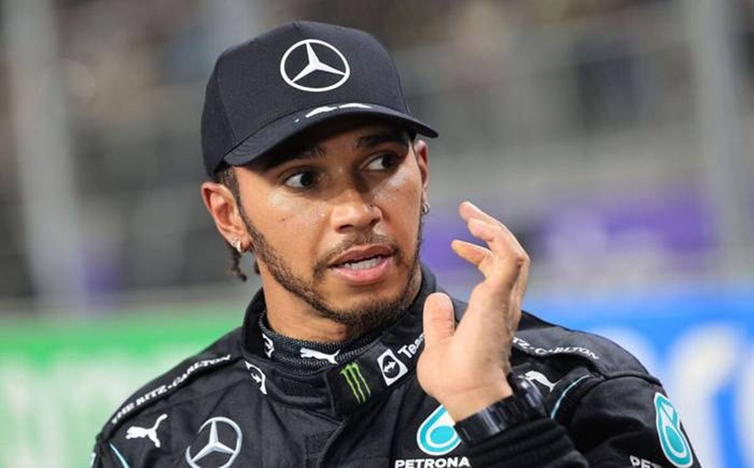 Con una categórica frase, el jefe de  Mercedes volvió a poner en duda la  continuidad de Hamilton en la Fórmula 1