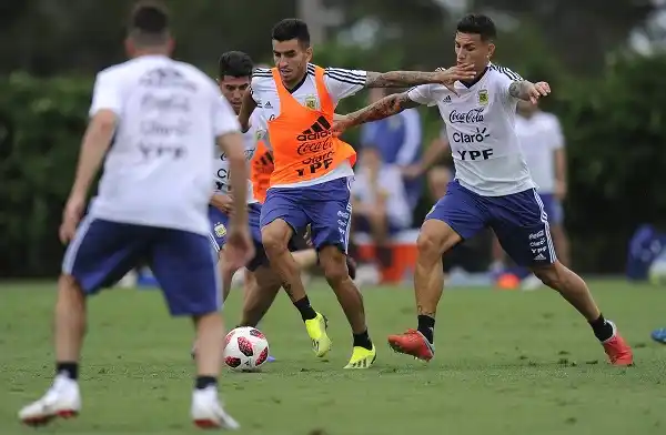 Scaloni paró su primer equipo como DT de la Selección