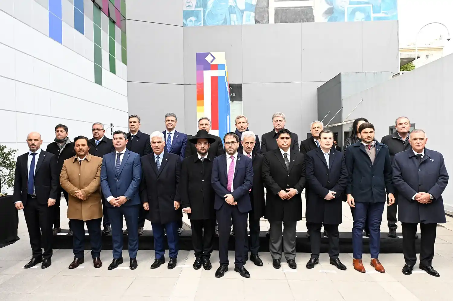 Frigerio participó del 'Encuentro Federal por la Memoria' llevado a cabo en la sede de la AMIA