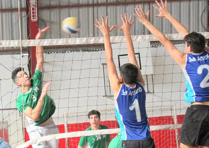 Arranca el Abierto de voley de Huracán