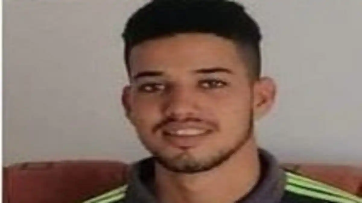 Pareja de migrante venezolano lo mata con CERTERA PUÑALADA EN EL PECHO en plena calle de Colombia