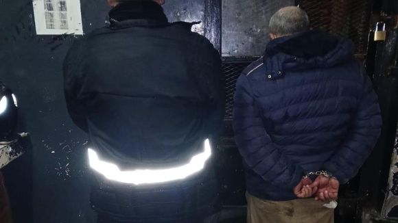 Trató de forzar la puerta de una vivienda en la zona del Monumento para robar y fue detenido