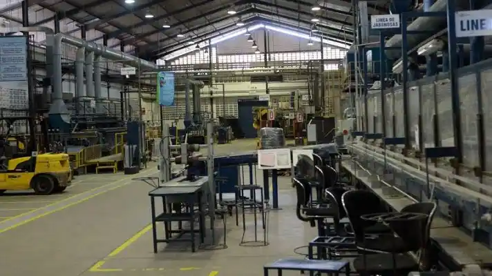 Expertos aseguran que solo el sector privado salvará la economía venezolana