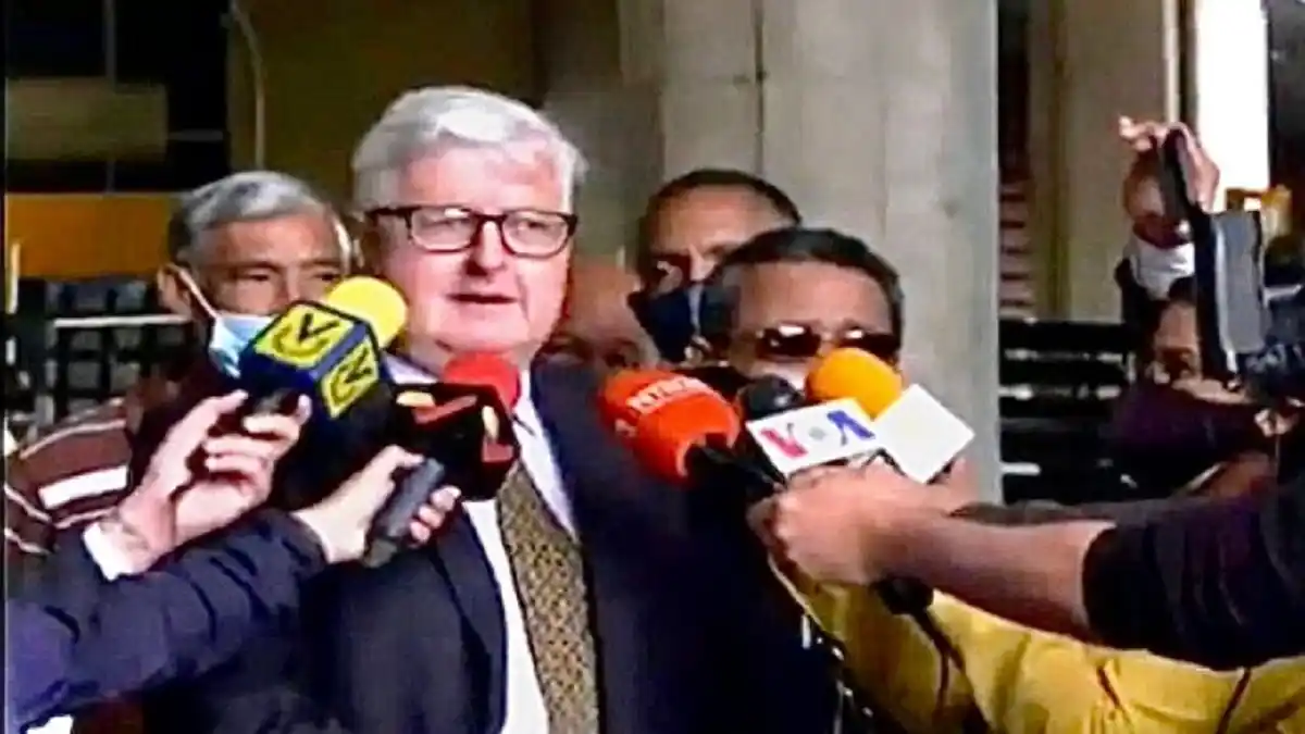 NADA QUE VER CON ESE SEÑOR: Partido Derecha Democrática Popular se deslinda de Luis Ratti: «era un candidato tapa»